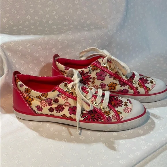 COACH Pink and White Sneakers Floral Canvas Design Laces EUC - Picture 2 of 13